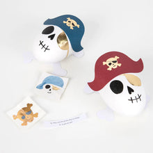 Load image into Gallery viewer, Meri Meri  Pirate Skulls Surprise Balls