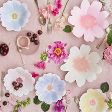 Load image into Gallery viewer, Meri Meri Flower Garden Large Plates