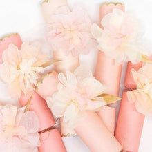 Load image into Gallery viewer, Meri Meri Floral Crackers