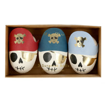 Load image into Gallery viewer, Meri Meri  Pirate Skulls Surprise Balls
