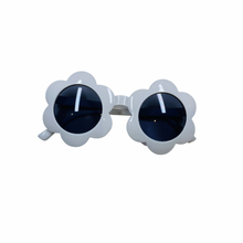Load image into Gallery viewer, White Kids Flower Sunglasses
