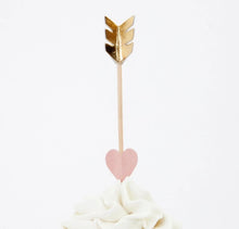 Load image into Gallery viewer, Meri Meri Valentines Cupcake Kit
